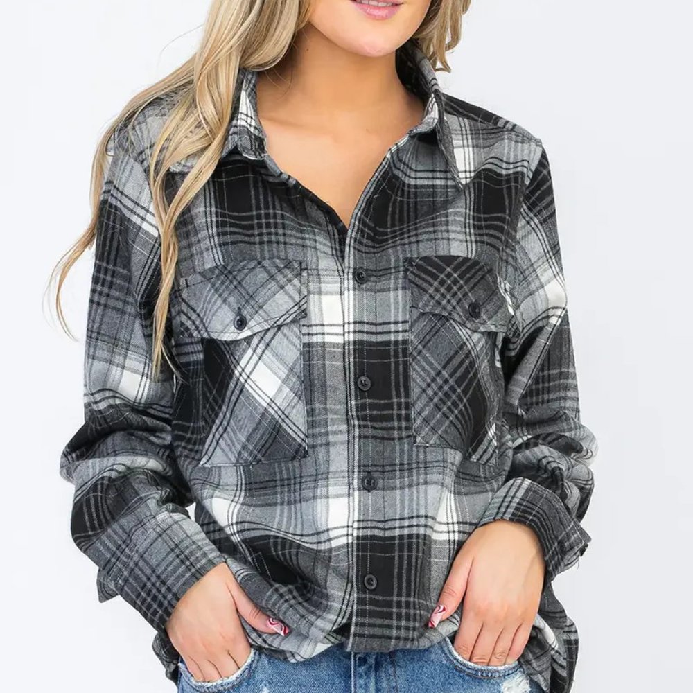 Women's Regular Fit Checker Plaid Black & Gray Flannel Long Sleeve